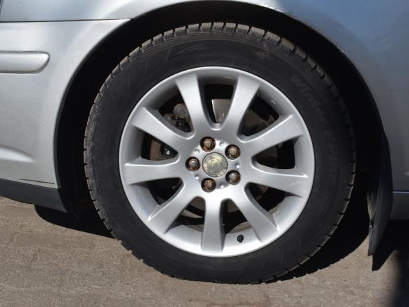 Toyota Avensis II Рестайлинг с пробегом 2006 года, цена 550 000 рублей, 326624 км, седан, Автокод Объявления