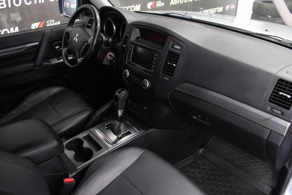 Mitsubishi Pajero IV Томск  - изображение 8