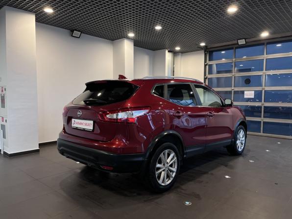 Nissan Qashqai II с пробегом 2018 года, цена 2 035 000 рублей, 106490 км, внедорожник, Автокод Объявления