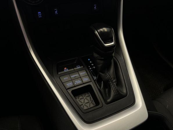 Toyota RAV4 V (XA50) с пробегом 2020 года, цена 3 180 000 рублей, 100011 км, внедорожник, Автокод Объявления