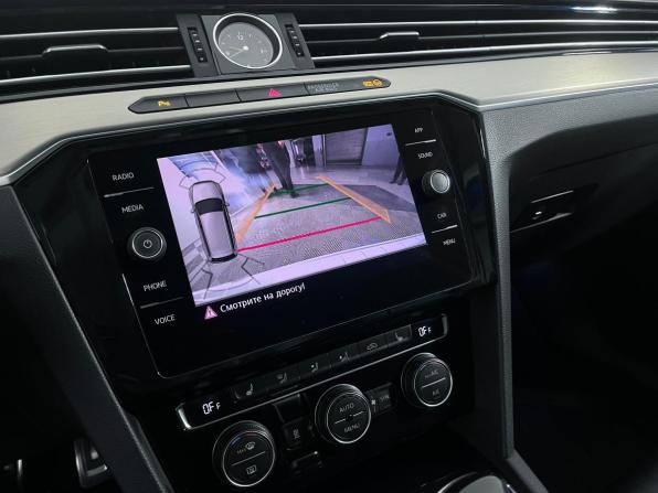 Volkswagen Passat B8 с пробегом 2019 года, цена 2 450 000 рублей, 208403 км, универсал, Автокод Объявления
