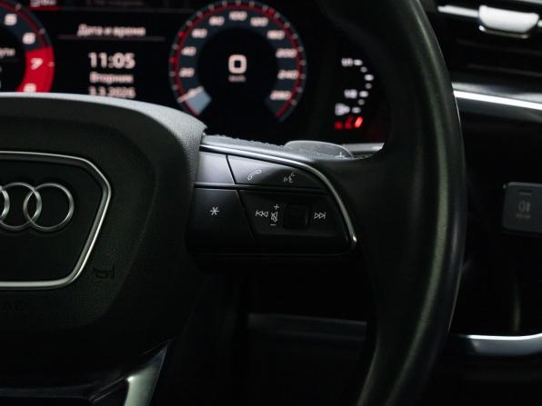 Audi Q3 II (F3) с пробегом 2021 года, цена 2 634 000 рублей, 29292 км, внедорожник, Автокод Объявления
