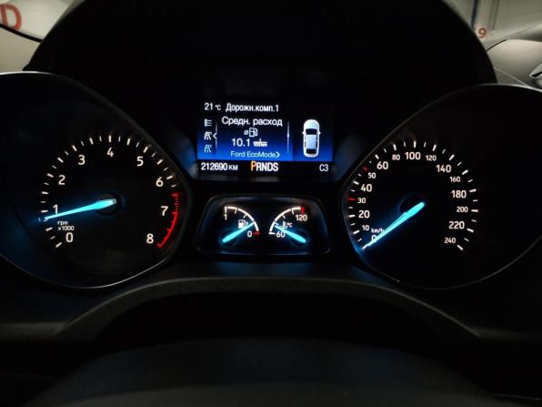 Ford Kuga II Рестайлинг с пробегом 2018 года, цена 1 480 000 рублей, 212689 км, внедорожник, Автокод Объявления