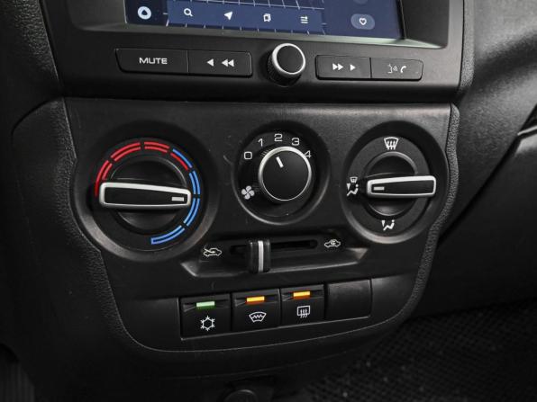 Lada (ВАЗ) Granta I Рестайлинг с пробегом 2024 года, цена 999 000 рублей, 40022 км, седан, Автокод Объявления
