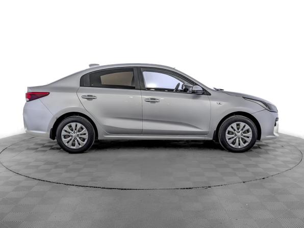 Kia Rio IV с пробегом 2018 года, цена 1 325 000 рублей, 103536 км, седан, Автокод Объявления