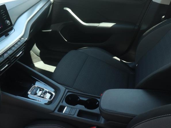 Skoda Octavia IV (A8) с пробегом 2021 года, цена 2 530 000 рублей, 70941 км, лифтбек, Автокод Объявления