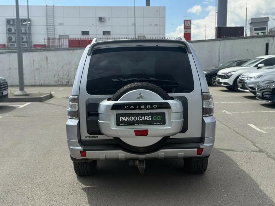 Mitsubishi Pajero IV Рестайлинг 1 Москва  - изображение 7