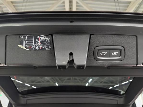 Volvo XC60 II с пробегом 2018 года, цена 4 150 000 рублей, 63401 км, внедорожник, Автокод Объявления