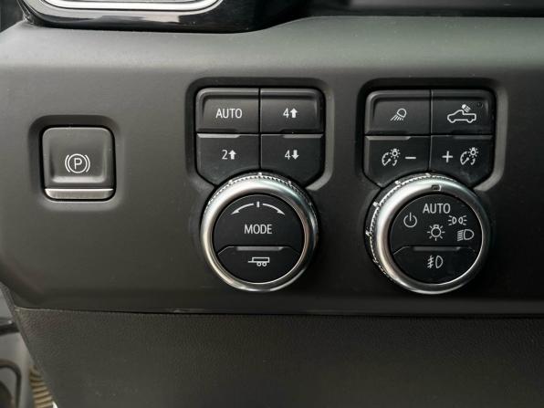 GMC Sierra IV Рестайлинг с пробегом 2022 года, цена 8 990 000 рублей, 77843 км, offers.body_type.unknown, Автокод Объявления