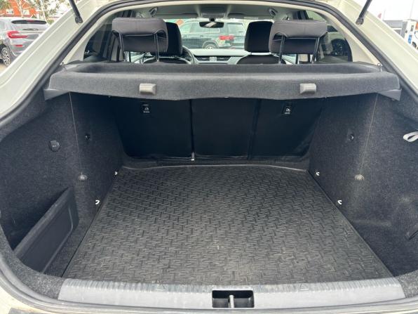 Skoda Octavia III (A7) Рестайлинг с пробегом 2018 года, цена 1 555 000 рублей, 98000 км, лифтбек, Автокод Объявления