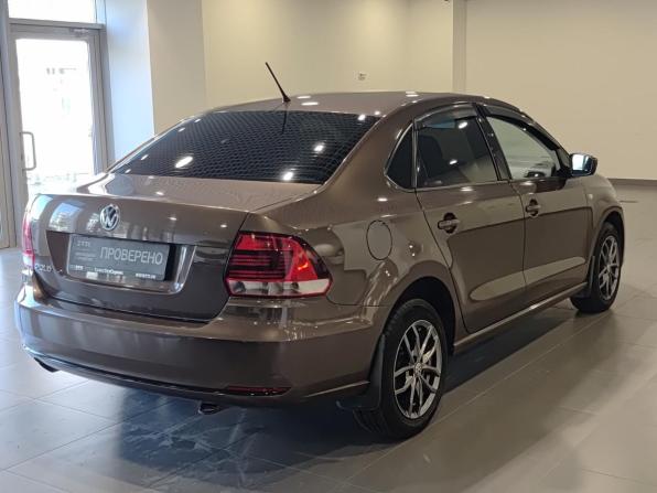 Volkswagen Polo V Рестайлинг с пробегом 2016 года, цена 840 000 рублей, 245700 км, седан, Автокод Объявления