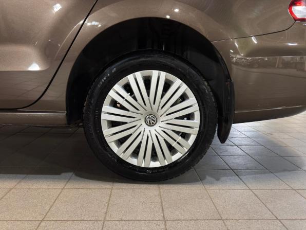 Volkswagen Polo V Рестайлинг с пробегом 2019 года, цена 1 219 000 рублей, 72840 км, седан, Автокод Объявления