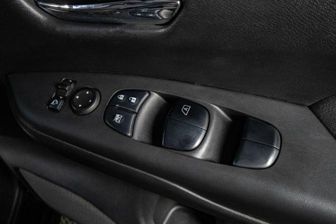 Nissan Serena V (C27) с пробегом 2017 года, цена 1 849 000 рублей, 135100 км, минивэн, Автокод Объявления