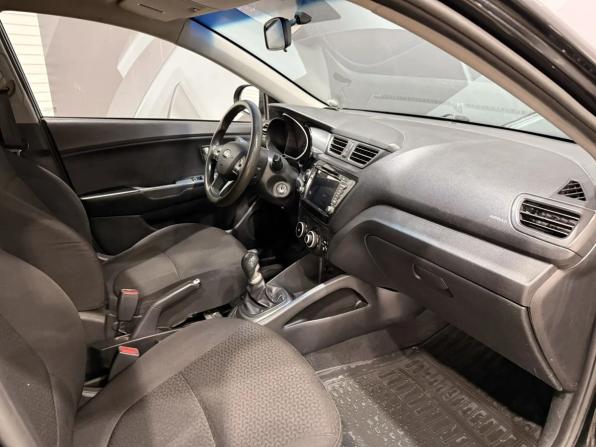 Kia Rio III с пробегом 2013 года, цена 645 000 рублей, 232215 км, седан, Автокод Объявления