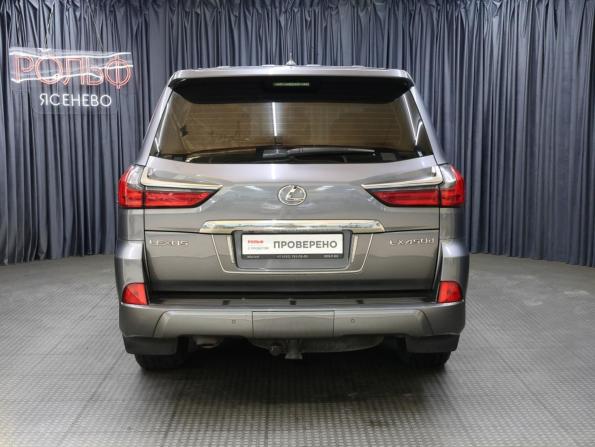 Lexus LX III Рестайлинг 2 с пробегом 2019 года, цена 8 300 000 рублей, 137681 км, внедорожник, Автокод Объявления