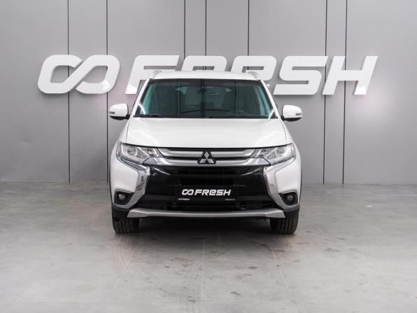 Mitsubishi Outlander III Рестайлинг 2 с пробегом 2015 года, цена 2 120 000 рублей, 97388 км, внедорожник, Автокод Объявления
