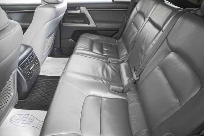 Toyota Land Cruiser 200 Series с пробегом 2009 года, цена 3 449 000 рублей, 318000 км, внедорожник, Автокод Объявления