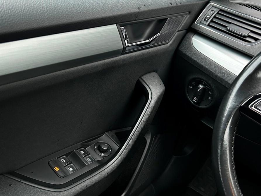 Skoda Superb III Санкт-Петербург  - изображение 20