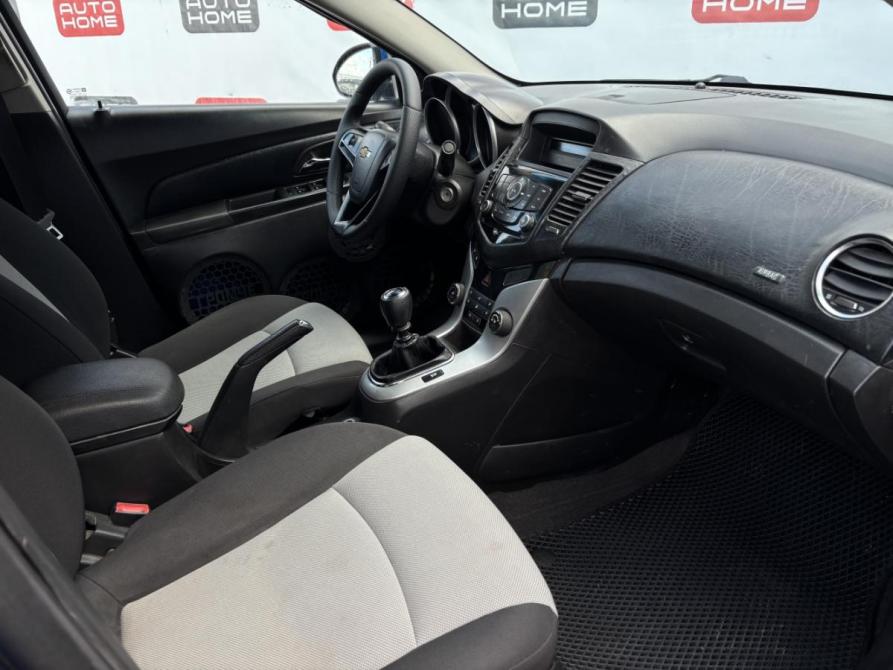 Chevrolet Cruze I Санкт-Петербург  - изображение 9