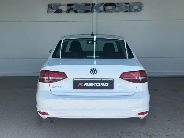 Volkswagen Jetta VI Рестайлинг с пробегом 2016 года, цена 1 289 000 рублей, 110000 км, седан, Автокод Объявления