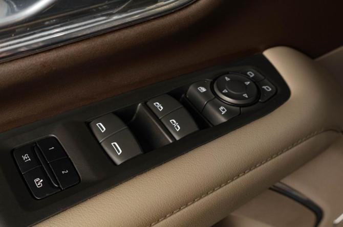 Chevrolet Tahoe V с пробегом 2022 года, цена 7 649 000 рублей, 109300 км, внедорожник, Автокод Объявления