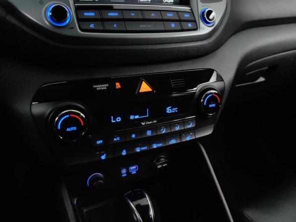 Hyundai Tucson III с пробегом 2017 года, цена 1 549 000 рублей, 263548 км, внедорожник, Автокод Объявления