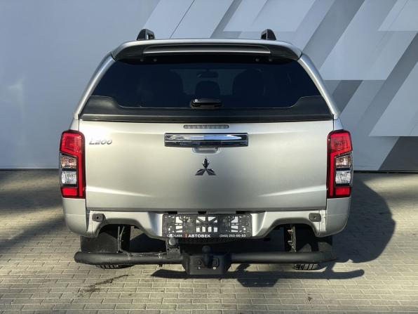 Mitsubishi L200 V Рестайлинг с пробегом 2021 года, цена 2 338 000 рублей, 117189 км, offers.body_type.unknown, Автокод Объявления