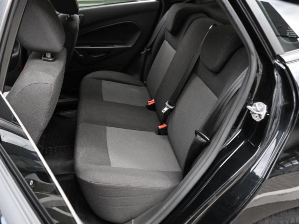Ford Fiesta Mk6 Рестайлинг с пробегом 2015 года, цена 769 000 рублей, 139239 км, седан, Автокод Объявления