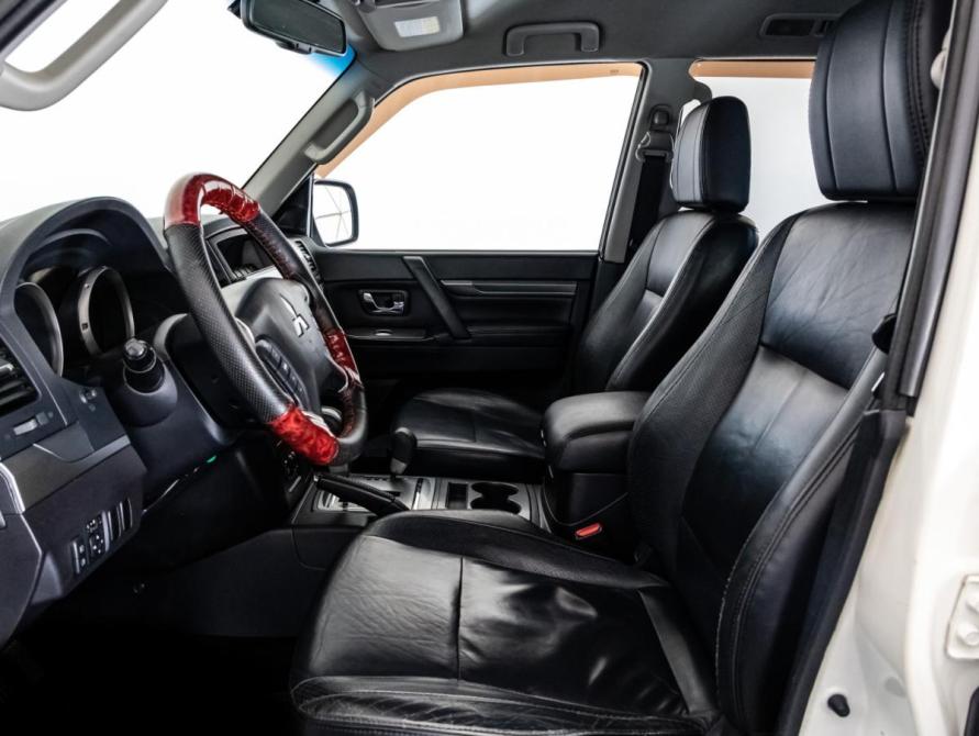 Mitsubishi Pajero IV Санкт-Петербург  - изображение 17