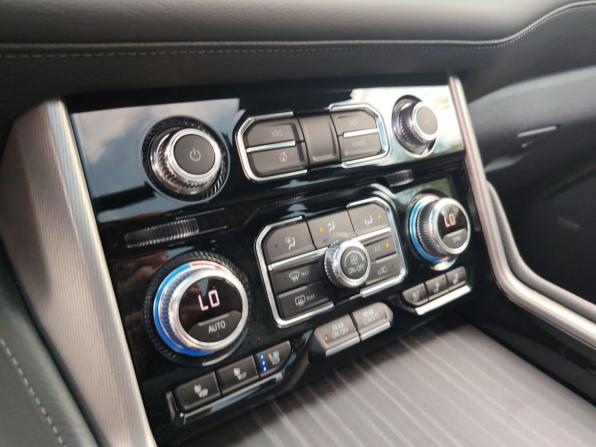 GMC Yukon V с пробегом 2023 года, цена 11 450 000 рублей, 8090 км, внедорожник, Автокод Объявления