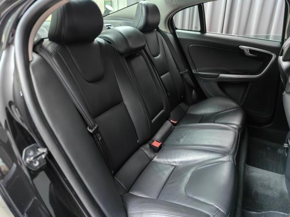 Volvo S60 II с пробегом 2012 года, цена 938 000 рублей, 287814 км, седан, Автокод Объявления