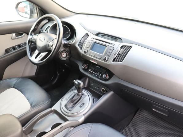 Kia Sportage III Рестайлинг с пробегом 2014 года, цена 1 250 000 рублей, 282345 км, внедорожник, Автокод Объявления