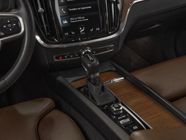 Volvo V60 II с пробегом 2020 года, цена 2 549 000 рублей, 213400 км, универсал, Автокод Объявления