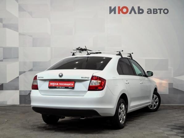 Skoda Rapid I с пробегом 2017 года, цена 770 000 рублей, 257324 км, лифтбек, Автокод Объявления