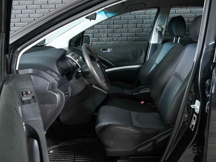 Toyota Corolla Verso I Рестайлинг 2 Екатеринбург  - изображение 9