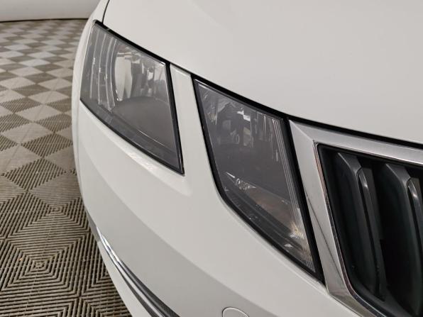 Skoda Octavia III (A7) Рестайлинг с пробегом 2020 года, цена 1 745 000 рублей, 122103 км, лифтбек, Автокод Объявления