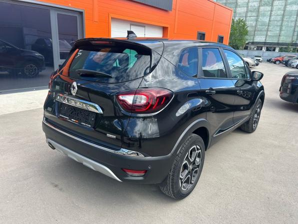 Renault Kaptur I Рестайлинг с пробегом 2021 года, цена 1 749 900 рублей, 77500 км, внедорожник, Автокод Объявления