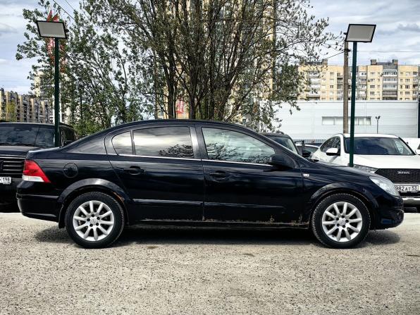 Opel Astra H Рестайлинг с пробегом 2008 года, цена 349 000 рублей, 215000 км, седан, Автокод Объявления