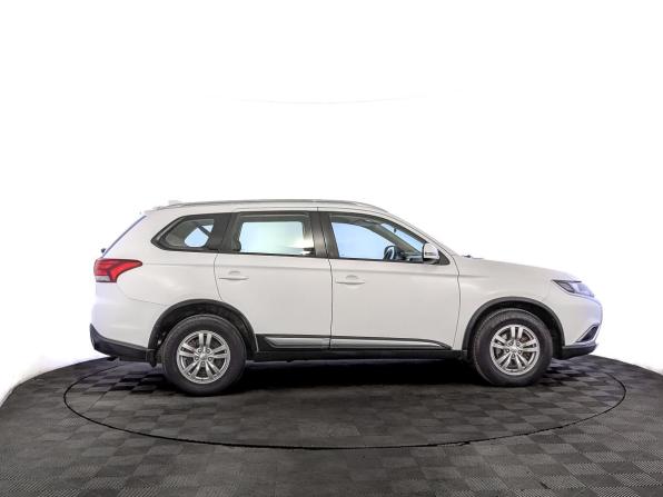 Mitsubishi Outlander III Рестайлинг 2 с пробегом 2017 года, цена 1 750 000 рублей, 155000 км, внедорожник, Автокод Объявления