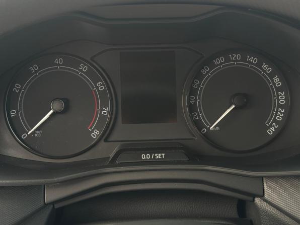 Skoda Rapid II с пробегом 2021 года, цена 1 781 000 рублей, 48840 км, лифтбек, Автокод Объявления
