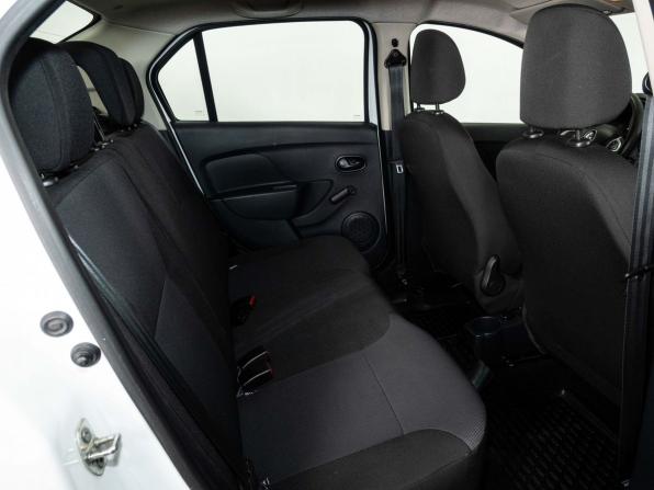 Renault Logan II Рестайлинг с пробегом 2020 года, цена 1 080 000 рублей, 76018 км, седан, Автокод Объявления