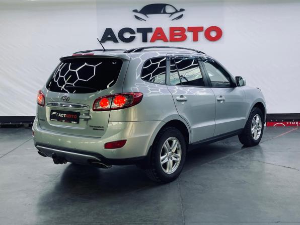 Hyundai Santa Fe II Рестайлинг с пробегом 2011 года, цена 1 250 000 рублей, 262177 км, внедорожник, Автокод Объявления