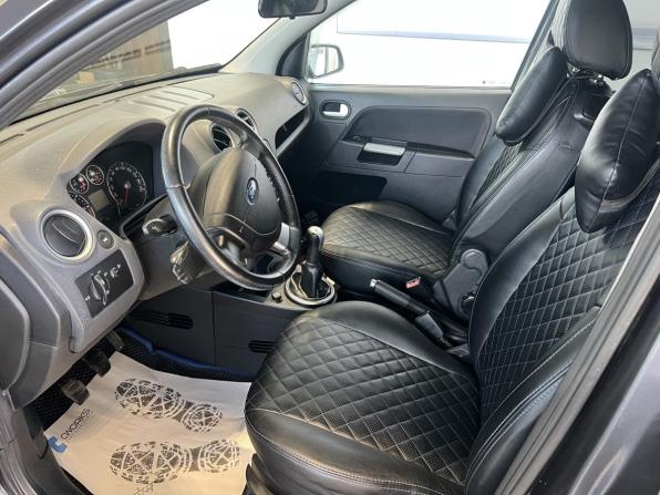 Ford Fusion I Рестайлинг с пробегом 2008 года, цена 449 000 рублей, 189151 км, хэтчбек, Автокод Объявления