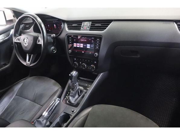 Skoda Octavia III (A7) Рестайлинг с пробегом 2020 года, цена 2 099 000 рублей, 161100 км, лифтбек, Автокод Объявления