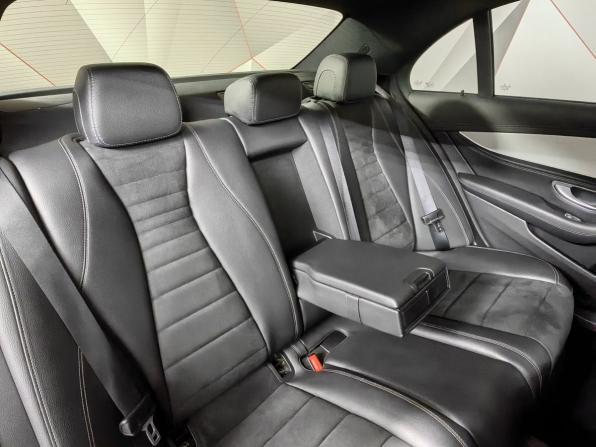 Mercedes-Benz E-Класс V (W213 S213 C238) Рестайлинг с пробегом 2022 года, цена 4 800 000 рублей, 26257 км, седан, Автокод Объявления