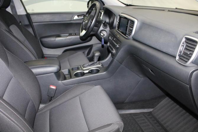 Kia Sportage IV Рестайлинг с пробегом 2018 года, цена 1 879 000 рублей, 152000 км, внедорожник, Автокод Объявления