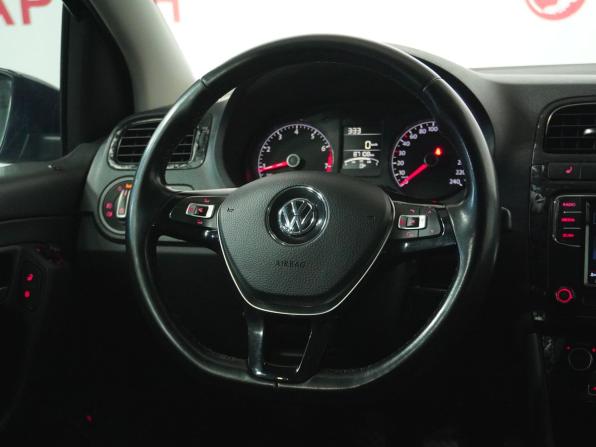 Volkswagen Polo V Рестайлинг с пробегом 2017 года, цена 1 277 000 рублей, 87108 км, седан, Автокод Объявления