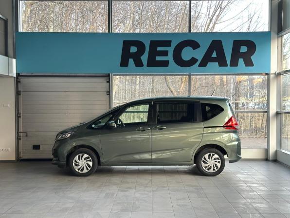 Honda Freed II Рестайлинг с пробегом 2020 года, цена 2 220 000 рублей, 81151 км, компактвэн, Автокод Объявления