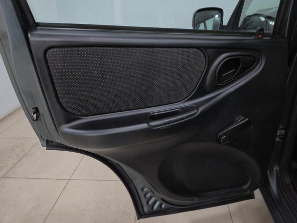 Chevrolet Niva I Рестайлинг с пробегом 2018 года, цена 650 000 рублей, 195708 км, внедорожник, Автокод Объявления
