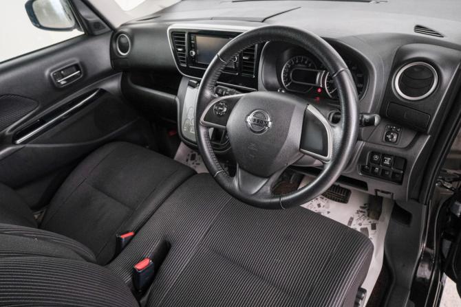 Nissan Dayz Roox I Рестайлинг с пробегом 2018 года, цена 909 000 рублей, 125000 км, хэтчбек, Автокод Объявления